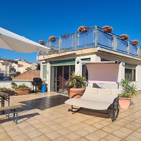 La Villa Di Largo Pilo Catania Bagian luar foto